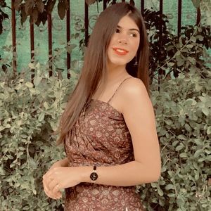 Meet your Posher, Sakshi